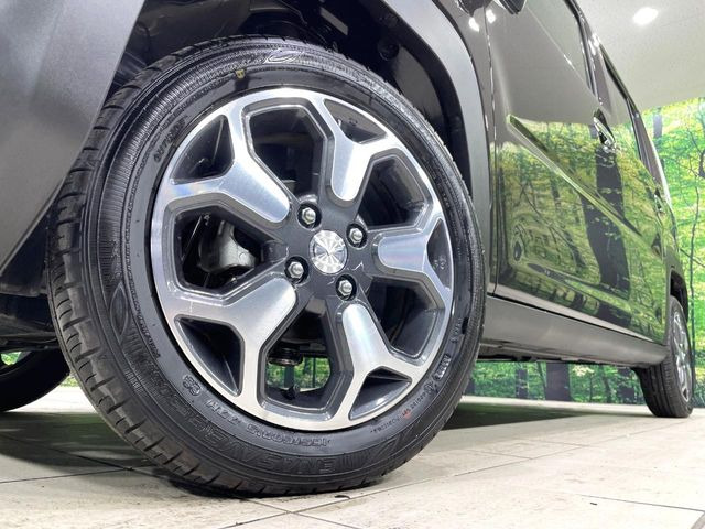 �y����15�C���`�A���~�z�C�[���z�O�ςɃ}�b�`���������A���~�z�C�[���𑕒����Ă���܂��B�e��ЊO�A���~�z�C�[����A�X�^�b�h���X�^�C�����戵�����Ă���܂��B���񂲑��k����������