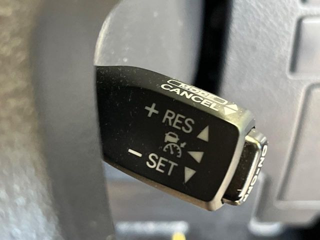 �y���[�_�[�N���[�Y�R���g���[���z�������H�ł̒��������s���y��!!�����ő��x��ۂN���[�Y�R���g���[�����A�Փˌy���V�X�e���ƘA�g���A�O���̎ԗ������m���ĎԊԂ�ۂ悤�ɑ��x���߂��Ă���܂�!!