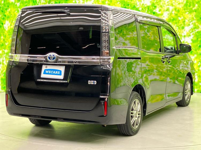 ヴォクシー1.8 ハイブリッド V