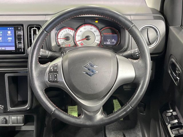 �y�����v�����X�e�A�����O�z�㎿�Ȋv���g�p���邱�ƂŁA��ɂ����������݂ƂĂ��^�]���₷���n���h���ł���