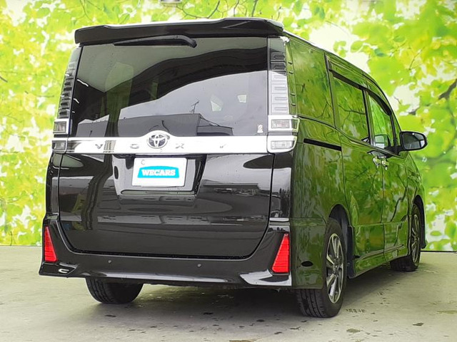 ヴォクシー2.0 ZS 煌III