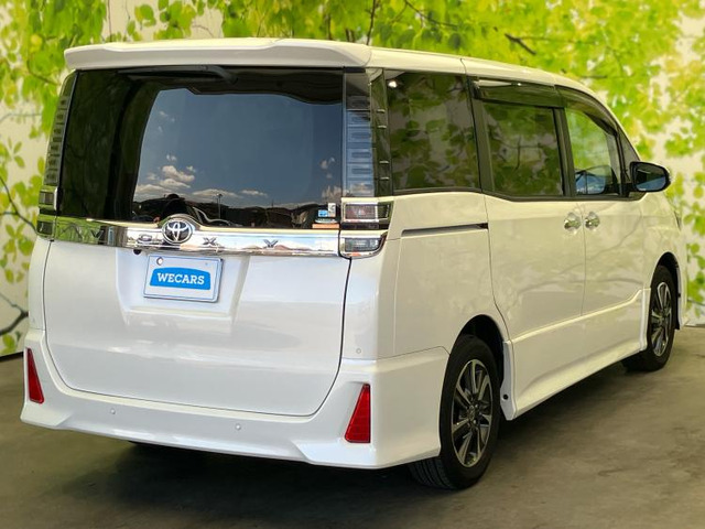 ヴォクシー2.0 ZS 煌III