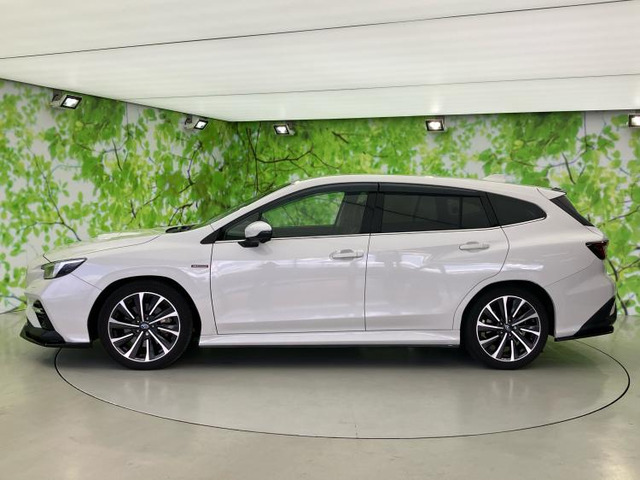 レヴォーグ1.8 STI スポーツ EX 4WD