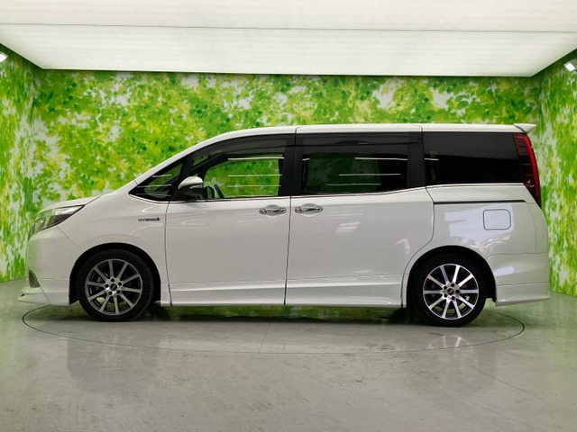 エスクァイアハイブリッド1.8 Gi