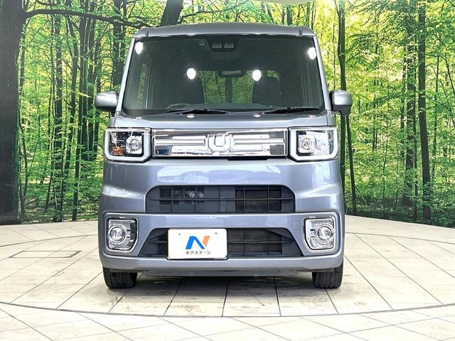 ��D�]�𒸂��Ă���܂��{�f�B�̒e�X�v���b�V���R�[�g���D�]��t���B�ʏ�̃K���X�R�[�g�ƈقȂ�A�ϋv�N��6�N�̖��@���K���X�R�[�e�B���O���A�{�f�B���L���C�ȏ�Ԃɕۂ��Ă���܂��B