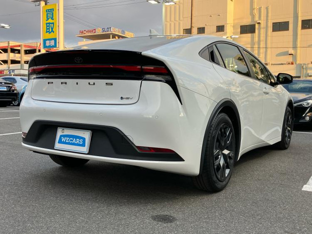 プリウス1.8 X
