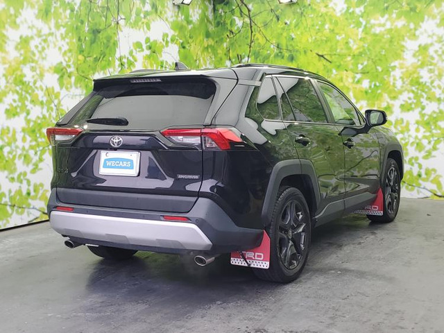 RAV42.0 アドベンチャー 4WD