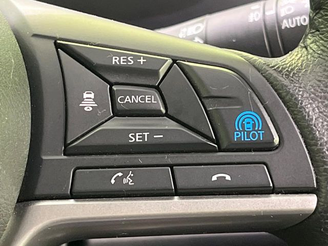 �y�v���p�C���b�g�z�������H�ł̒��������s���y��!!�a�؎��Ə��񑖍s�̃V�[���ŁA�A�N�Z���E�u���[�L�E�X�e�A�����O�������Ő��䂵�A�������^�]�̕��S���y�����Ă���܂���