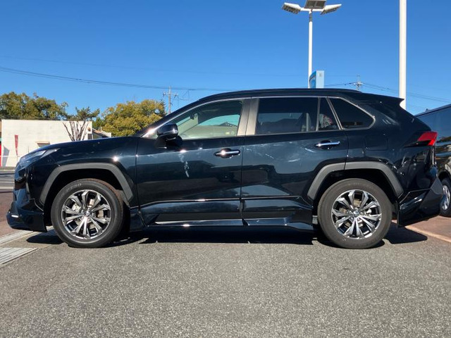 RAV42.5 ハイブリッド G E-Four 4WD