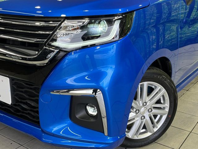 �yLED�w�b�h���C�g�z���V����ԑ��s�����ǍD�Ȏ��E���m�ۂ����S���ĉ^�]�ł��鍂�P�xLED�w�b�h���C�g�𑕔�!�_�����x�������A����d�͂��}�����Ă��܂��B