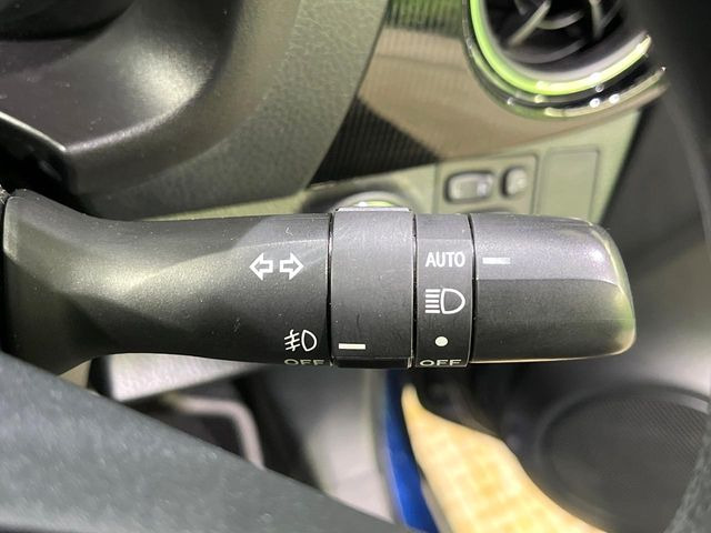 �y�I�[�g���C�g�z����̖��邳�ɉ����Ď����Ńw�b�h���C�g�̓_���E�������ł���@�\�ł�!���C�g�̕t���Y��E�����Y��Ȃǂ������Ȃ�A�J�̓���[���̑��s�����S!�g���l���ʉߎ����֗��ł��ˁ�