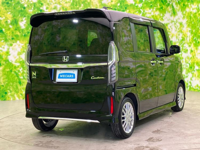 N-BOXカスタムL ターボ