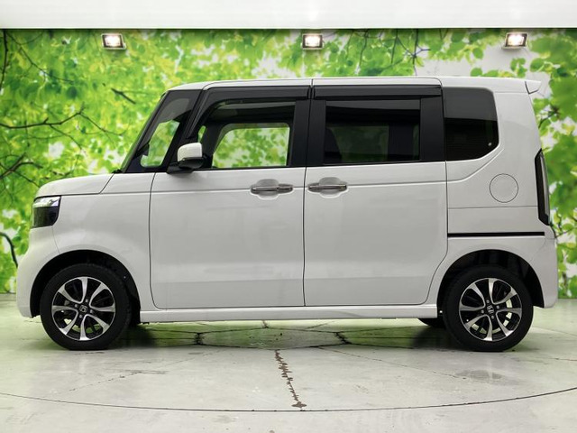 N-BOXカスタムコーディネートスタイル モノトーン 4WD