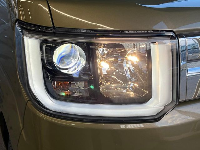 �yLED�w�b�h���C�g�z���V����ԑ��s�����ǍD�Ȏ��E���m�ۂ����S���ĉ^�]�ł��鍂�P�xLED�w�b�h���C�g�𑕔�!�_�����x�������A����d�͂��}�����Ă��܂��B