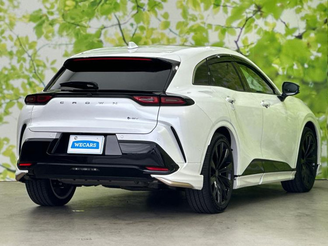 クラウンスポーツ2.5 Z E-Four 4WD