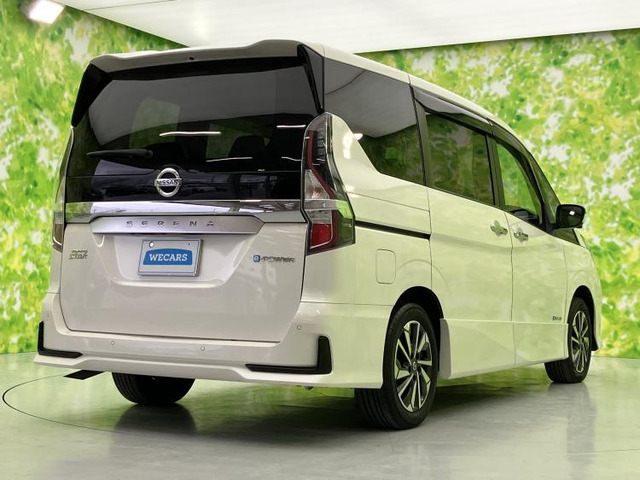 セレナ1.2 e-POWER ハイウェイスターV