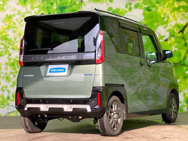 デリカミニT プレミアム 4WD