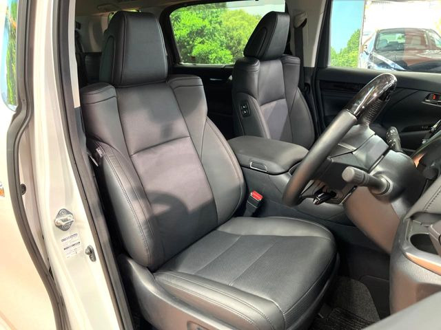 �y���烌�U�[�V�[�g�z����̂ӂ���肪�e�ՂŃ����e�i���X�����ȒP�ȁA�@�\���ɗD��鍇����v���̗p�����㎿�ȃV�[�g�ł��B����S�n���悭�A���������ӂ��S�n�ǂ��ԓ���Ԃ����o���Ă���܂��B