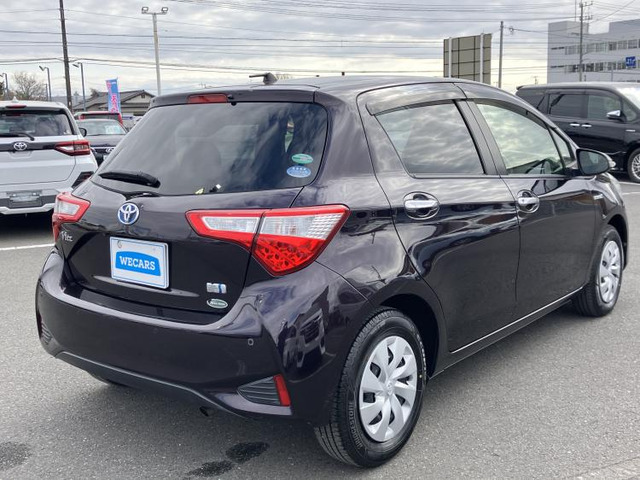 ヴィッツ1.5 ハイブリッド F セーフティ エディションII