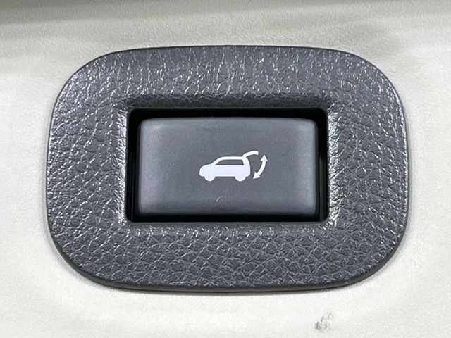 �y�p���[�o�b�N�h�A�z�X�}�[�g�L�[��^�]�Ȃ̃{�^�������������Ń��A�Q�[�g�������ŊJ���܂�!�ו��������Ă��鎞��A�����ʒu�ɂ���o�b�N�h�A��߂�ۂɕ֗��ȋ@�\�ł���