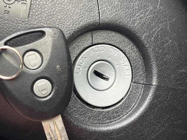 �y�L�[���X�z�������ꂽ�ꏊ����ł��{�^����Ńh�A�̊J���E�{�����ł���̂łƂ��Ă��֗�!�h�A�̌�������ɏ������邱�Ƃ�����܂����