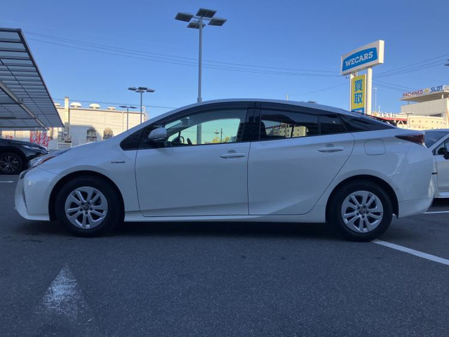 プリウス1.8 S セーフティ プラス