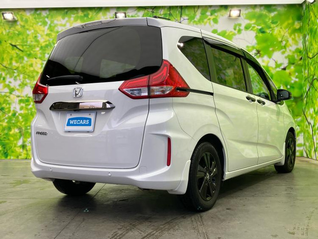 フリード1.5 G ブラックスタイル