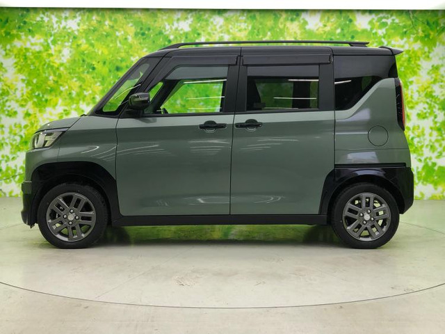 デリカミニT プレミアム 4WD