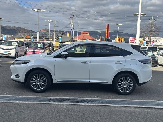 ハリアー2.0 プレミアム 4WD