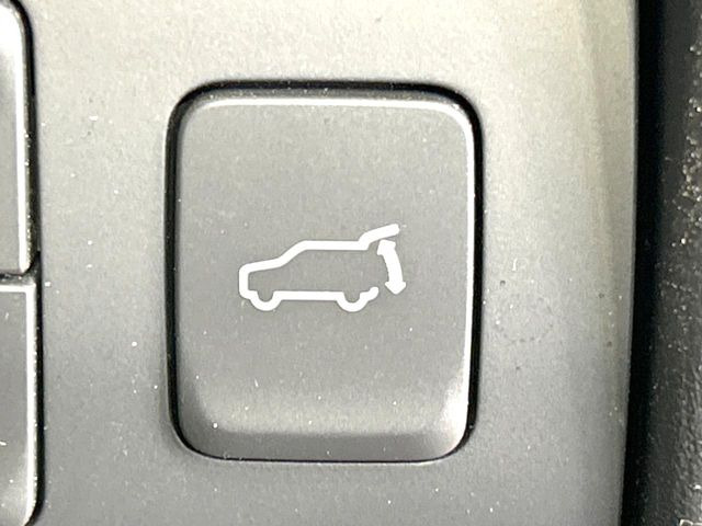 �y�p���[�o�b�N�h�A�z�X�}�[�g�L�[��^�]�Ȃ̃{�^�������������Ń��A�Q�[�g�������ŊJ���܂�!�ו��������Ă��鎞��A�����ʒu�ɂ���o�b�N�h�A��߂�ۂɕ֗��ȋ@�\�ł���