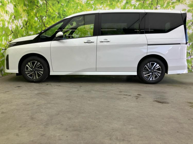 セレナ1.4 e-POWER ハイウェイスターV