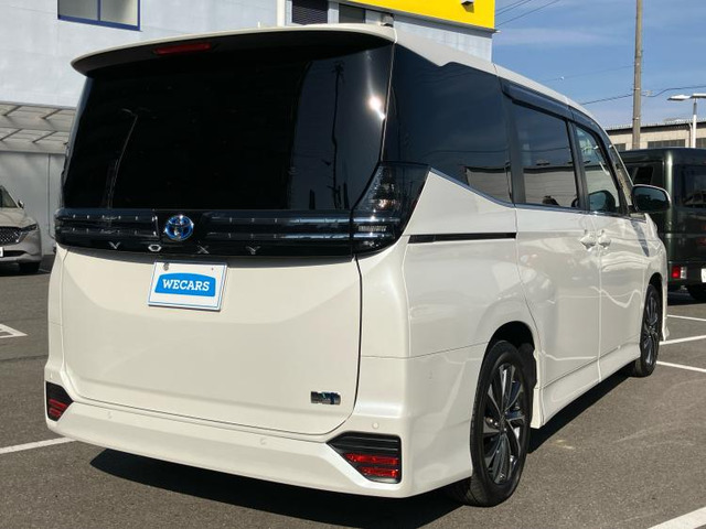 ヴォクシー1.8 ハイブリッド S-Z