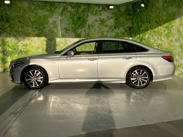 クラウンハイブリッド 2.5 G