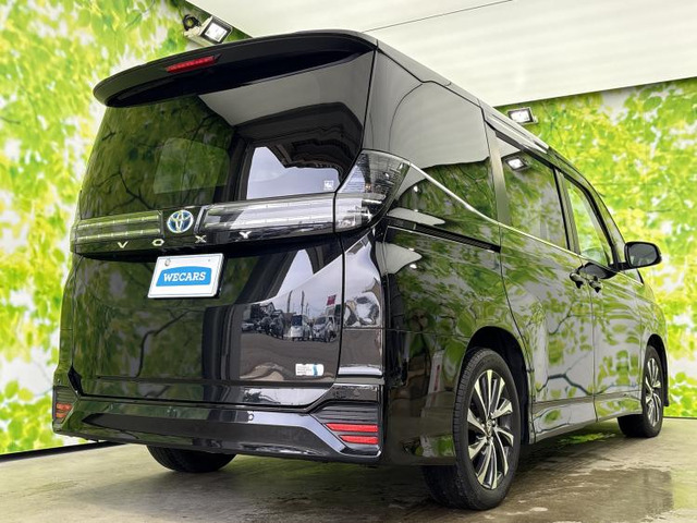 ヴォクシー1.8 ハイブリッド S-Z