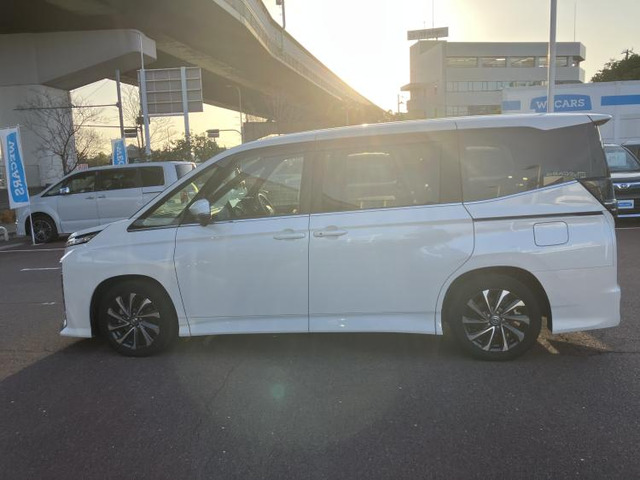 ヴォクシー2.0 S-Z