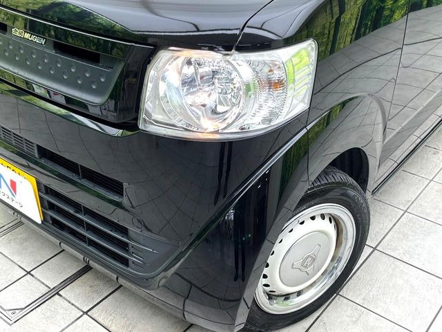 �yHID�w�b�h���C�g�z���ɖ��邭�O�����Ƃ炵�Ă����̂ŁA���V����Ԃ̑��s�������E�ǍD�ň��S���Ă���肢�������܂��B