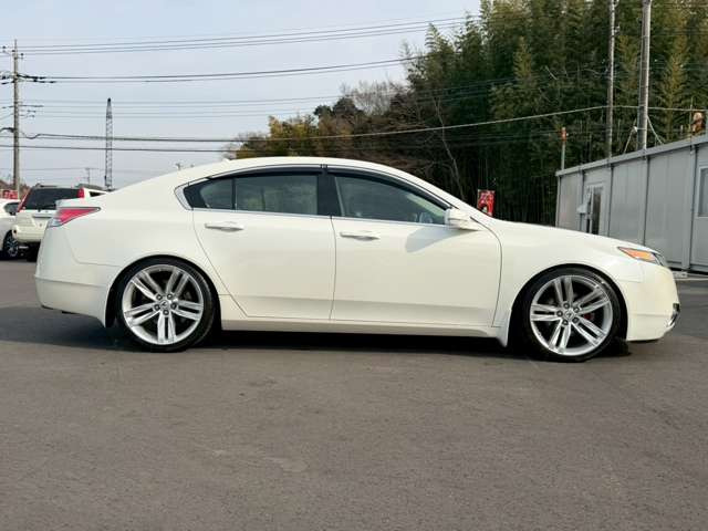 ���X�݌ɂ͊O���A�����N���[�j���O��ɓW�����A�����Ď��̏C�����̗L���A���[�^�[��������̗L������O�ҋ@�ւɂ�錟����S����{���Ă���܂��B�Ԍ��A�����A����h�������ЂőΉ��ł��܂��̂ł����S���������B