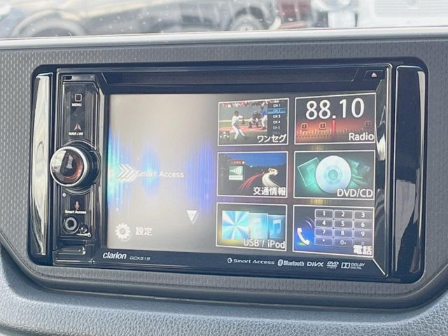 �y�����i�r�z�l�C�̏����i�r�𑕔����Ă���܂��B�i�r�̎g���₷���͂������A�I�[�f�B�I�@�\���[��!�L�����v�◷�s�͂������A�ʋ΂┃�����ȂǕ��i�̃h���C�u���y�����Ȃ�͂���