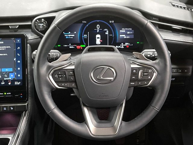 �y�����v�����X�e�A�����O�z�㎿�Ȋv���g�p���邱�ƂŁA��ɂ����������݂ƂĂ��^�]���₷���n���h���ł���