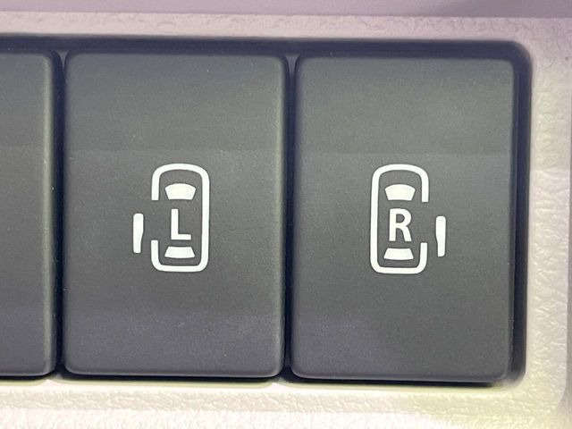 �y�����p���[�X���C�h�h�A�z�X�}�[�g�L�[��^�]�Ȃ̃X�C�b�`�Ō�ȗ����X���C�h�h�A�̊J���\���d��������͂����ăh�A���J����K�v�������A�����Ȃ��q�l�ł��ȒP�ɊJ���߂ł����K�ł���