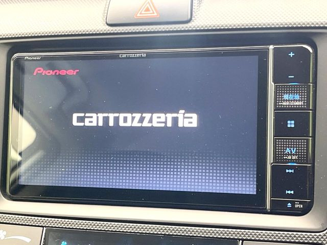 �y�i�r�Q�[�V�����z�g���₷���i�r�ŖړI�n�܂ł�������ē����Ă���܂��B�e��I�[�f�B�I�Đ��@�\���[�����Ă���A���Ԃ̉^�]������Ɋy�����Ȃ�܂�!!