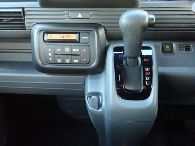 �V�t�g�ƃG�A�R���ł��B�I�[�g�G�A�R�������B���x�ݒ肪�o���āA�������K�ł���B