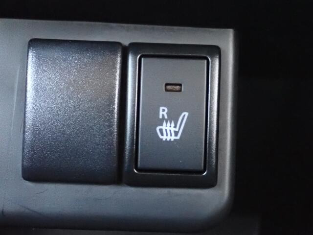 �^�]�ȃV�[�g�ɂ́A�V�[�g�q�[�^�[���t���Ă�̂ŁA���������ɂ͂��肪���������ł��B