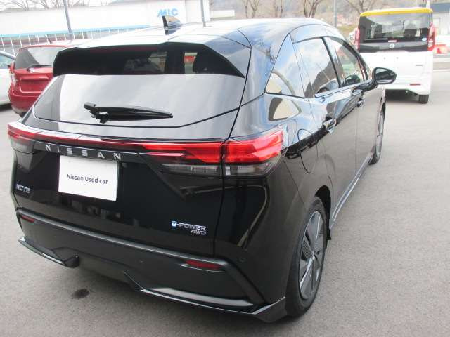 ノート1.2 X FOUR 4WD