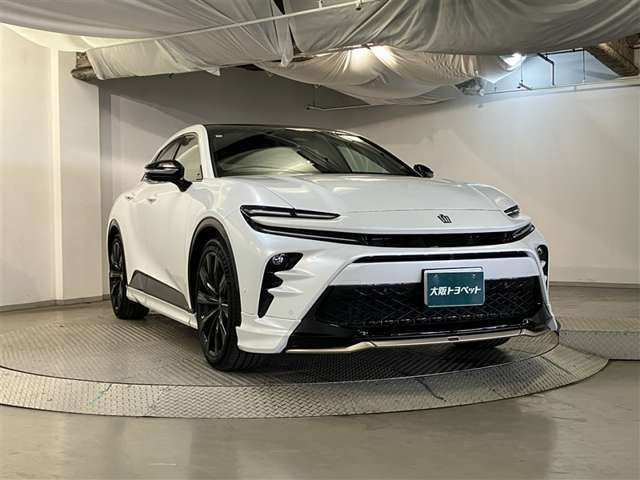 クラウンスポーツ2.5 Z E-Four 4WD