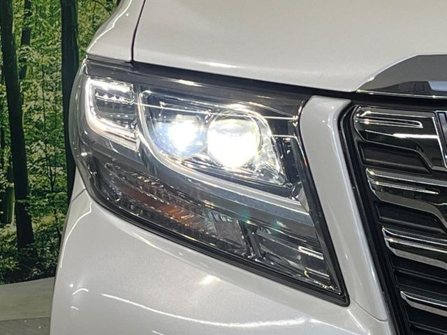 �yLED�w�b�h���C�g�z���V����ԑ��s�����ǍD�Ȏ��E���m�ۂ����S���ĉ^�]�ł��鍂�P�xLED�w�b�h���C�g�𑕔�!�_�����x�������A����d�͂��}�����Ă��܂��B