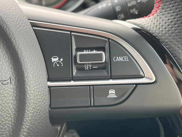 �y�X�Y�L �Z�[�t�e�B�T�|�[�g�z���s���ɑO���̎ԗ�����F�����A�Փ˂������Ȏ��͌x��ƃu���[�L�ŏՓˉ���Ɣ�Q�y�����A�V�X�g�B�����S�Ƀh���C�u�����y���݂��������܂��B