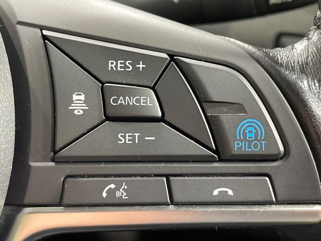 �y�v���p�C���b�g�z�������H�ł̒��������s���y��!!�a�؎��Ə��񑖍s�̃V�[���ŁA�A�N�Z���E�u���[�L�E�X�e�A�����O�������Ő��䂵�A�������^�]�̕��S���y�����Ă���܂���