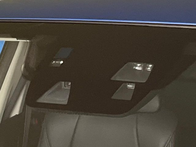 �y�X�}�[�g�V�e�B�u���[�L�T�|�[�g�z�ᑬ���s���ɑO���̎ԗ�����F�����A�Փ˂������Ȏ��͌x��ƃu���[�L�ŏՓˉ���Ɣ�Q�y�����A�V�X�g�B�����S�Ƀh���C�u�����y���݂��������܂��B