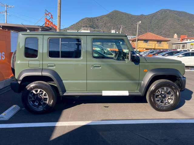 ��Ԃ⏝���C�ɂȂ�A�I�v�V�����⑕���͉�������̂��A���̎Ԃɂ��Ă����Əڂ����m�肽���A�ǂ�Ȃ��Ƃł����C�y�ɂ����k�������܂�!���⍇���̂��A���S��肨�҂����Ă���܂���